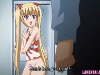 Cô gái tóc vàng hentai thiếu niên được cô ấy mưa âm hộ bơm sâu