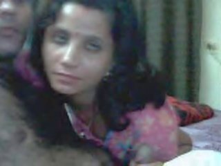 Desi recentemente casada casal em webcam apreciando sexo eu