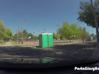 Porta Gloryhole milf wants to suck cock in public