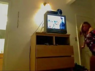 Jailbate Camgirl Likes To Dance And Strip