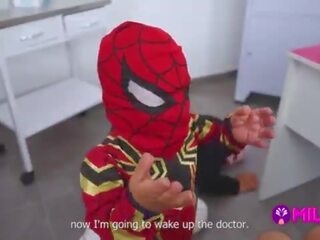 قزم spider-man defeats clinics السارق و حار maryam تمتص له cock&period;&period;&period; بطل أو villain&quest;