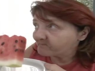 Il mio sexy nonna prende vecchio grasso pene