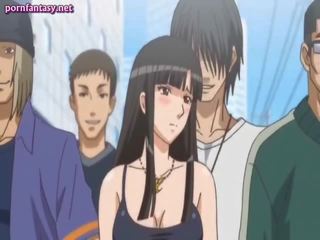 Hentai brunette blir masturbated